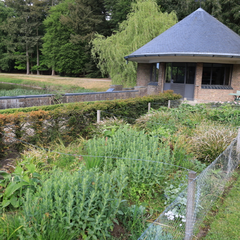 De border van de Jachthuistuin